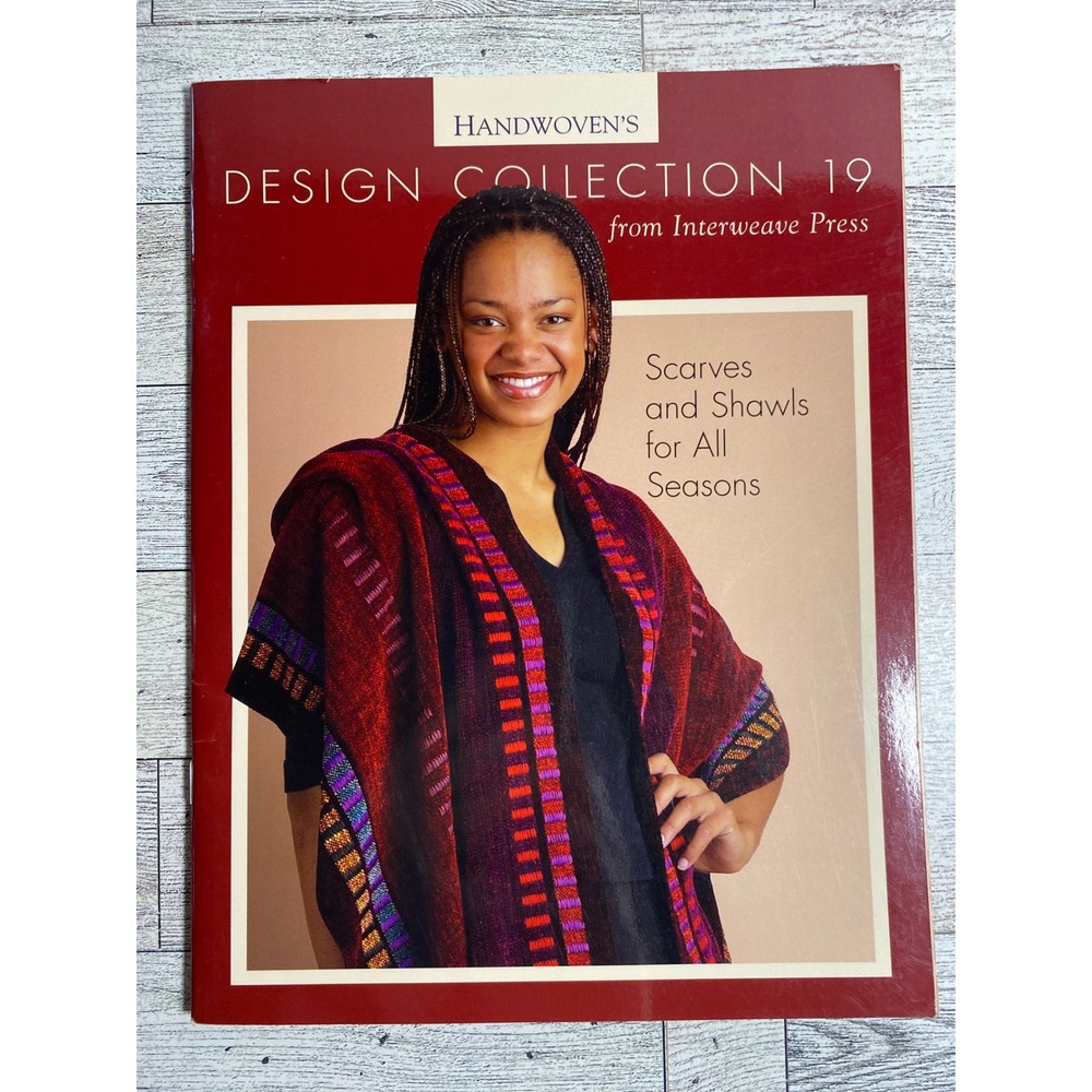Handwoven Design Collection 19 Scarves Shawls Weaving Madelyn van der Hoogt 2002